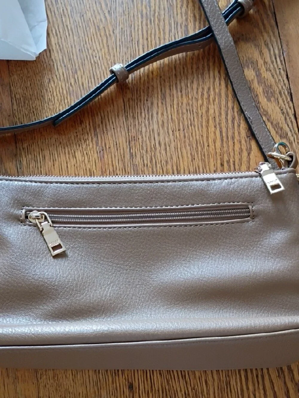 Amelie Galanti Brown Crossbody Bag - Adjustable Strap - Picture 3 of 6